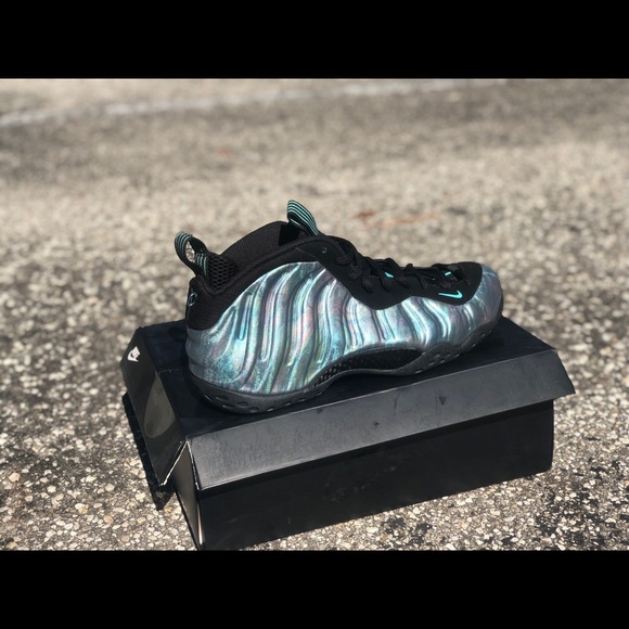 Nike Air Foamposite One Abalone size 10